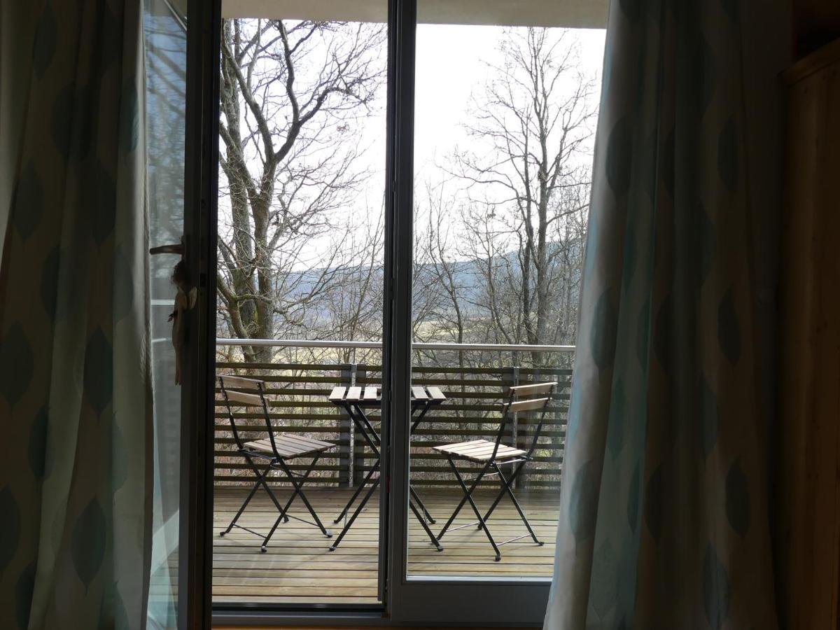 Rhoenhaus Mit Kreuzbergblick บีชอฟสไฮม์ อัน แดร์เริน ภายนอก รูปภาพ